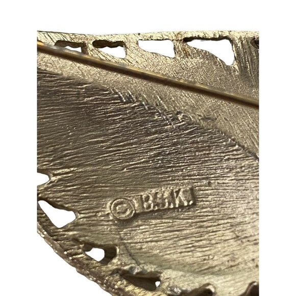 Signed BSK Goldtone Brooch Brushed Leaf Textured 2.1" Pin - Picture 6 of 16